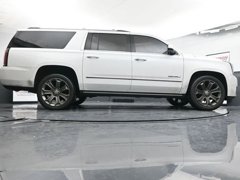 Used 2018 GMC Yukon XL Denali w/ Open Road Package image 24