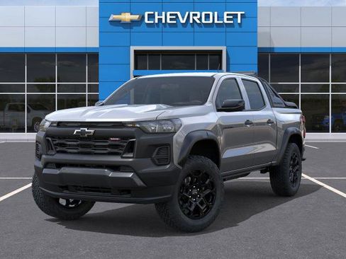 New 2026 Chevrolet Colorado Trail Boss w/ Midnight Edition AWD/4WD image 6
