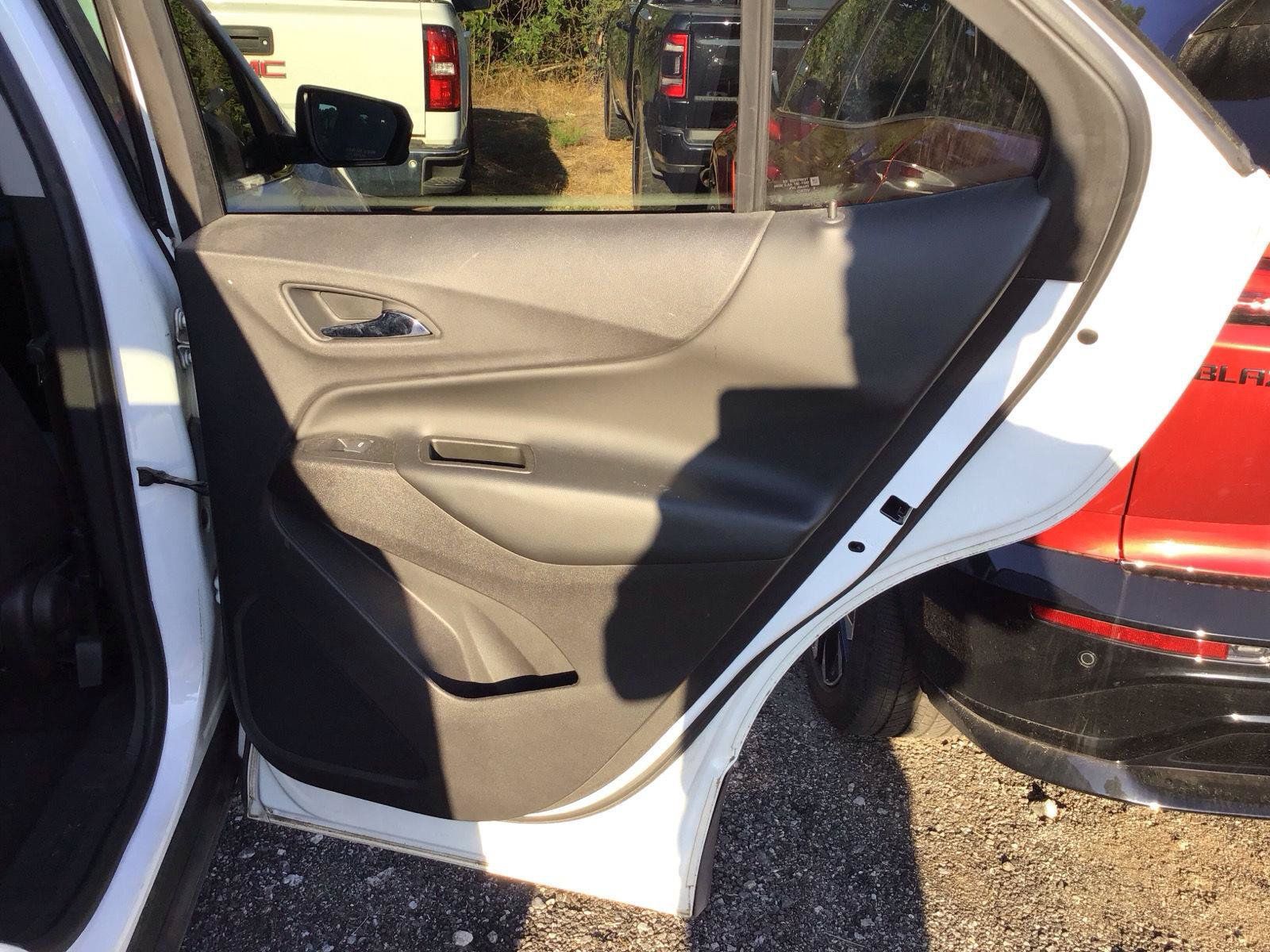 Used 2019 Chevrolet Equinox LT FWD image 5