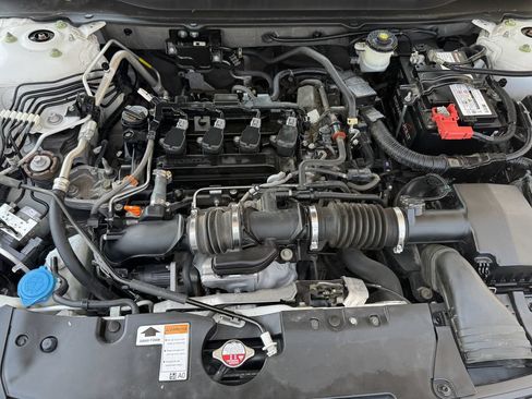 Used 2021 Honda Accord Sport Special Edition image 11