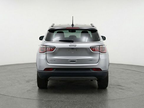 Used 2025 Jeep Compass Limited image 7