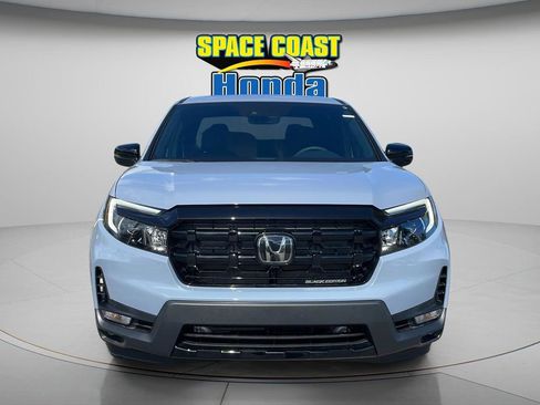 New 2026 Honda Ridgeline Black Edition image 3