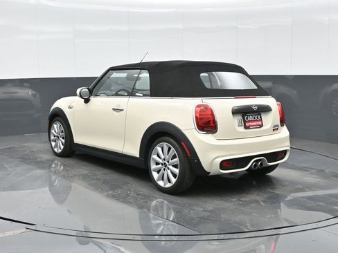 Used 2020 MINI Cooper S image 8