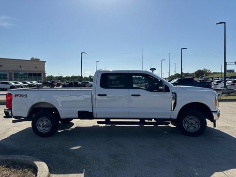 Used 2023 Ford F250 XL w/ FX4 Off-Road Package AWD/4WD image 17