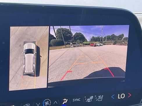 New 2026 Chevrolet Tahoe Premier w/ Sun And Tow Package AWD/4WD image 20