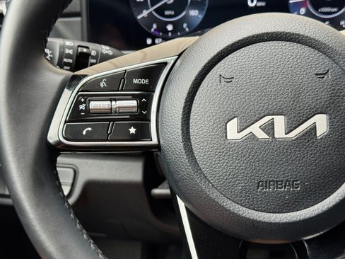 Used 2025 Kia Seltos EX w/ EX Sunroof Package FWD image 19