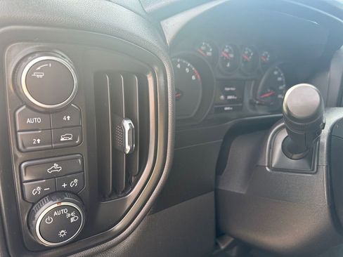 Used 2021 Chevrolet Silverado 1500 Custom image 37