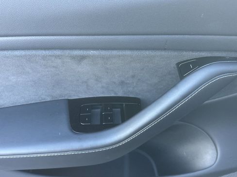 Used 2018 Tesla Model 3 Long Range image 11