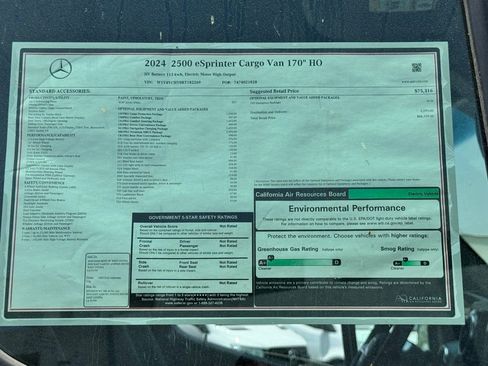 Used 2024 Mercedes-Benz eSprinter 170 Cargo image 3