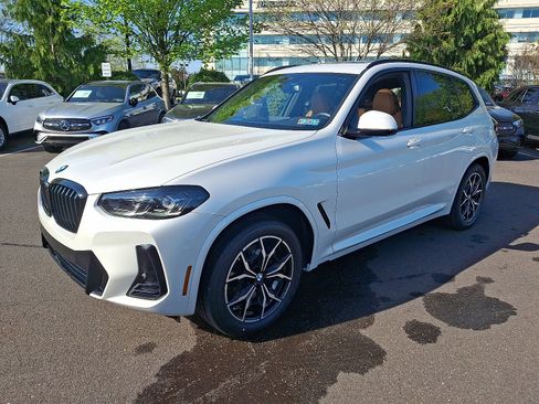 Used 2023 BMW X3 xDrive30i w/ M Sport Package AWD/4WD image 3