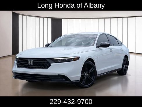 Used 2023 Honda Accord Sport image 1
