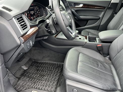 Used 2020 Audi Q5 2.0T Premium Plus w/ Premium Plus Package image 15