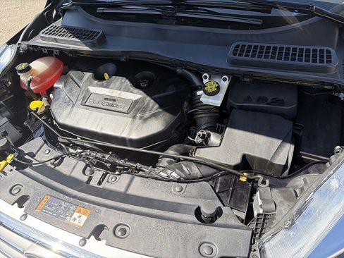 Used 2019 Ford Escape Titanium FWD image 29