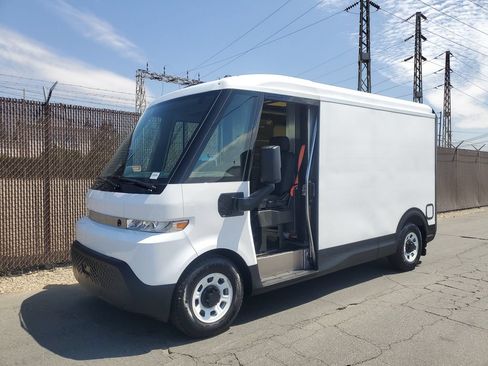 Used 2024 Chevrolet Brightdrop 400 w/ Commercial Equipment Package AWD/4WD image 8