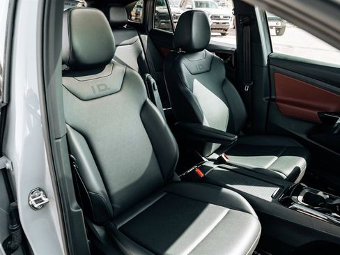 Used 2021 Volkswagen ID.4 Pro S w/ ID.4 Protection Package image 47