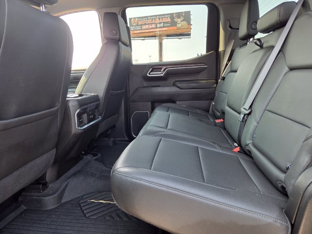 Used 2022 Chevrolet Silverado 1500 LTZ AWD/4WD image 6