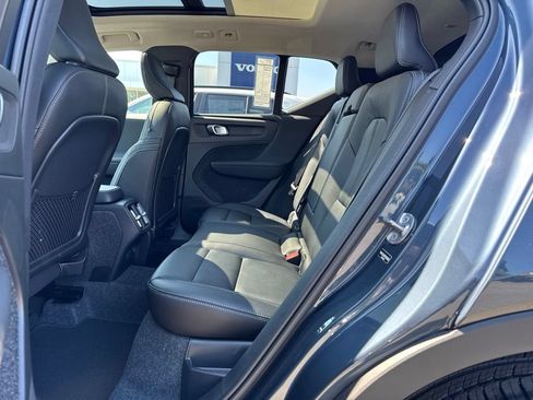 New 2026 Volvo XC40 B5 Core w/ Climate Package AWD/4WD image 5