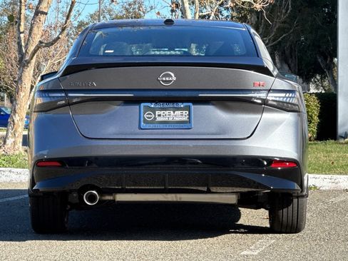 New 2026 Nissan Sentra SR w/ Floor Mat Package image 5