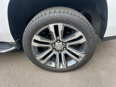 Used 2018 GMC Yukon SLE w/ Convenience Package AWD/4WD image 9