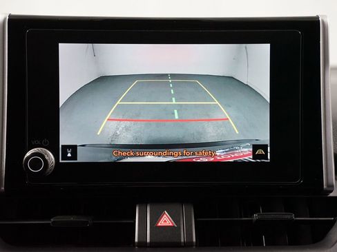 Used 2025 Toyota RAV4 LE image 19