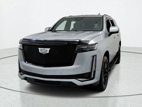Certified 2024 Cadillac Escalade Sport w/ LPO, ONYX Package AWD/4WD image 8