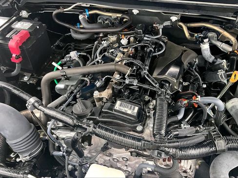 Used 2025 Toyota Tacoma SR5 image 35