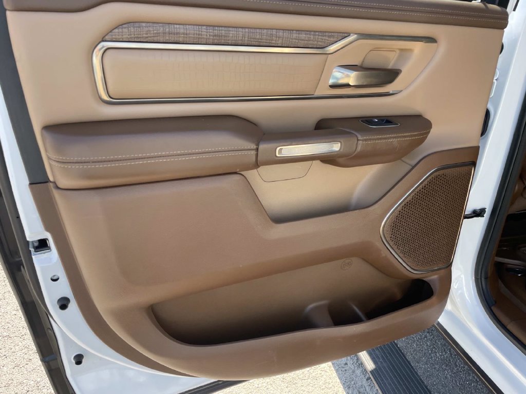 Used 2019 RAM 1500 Limited AWD/4WD image 12