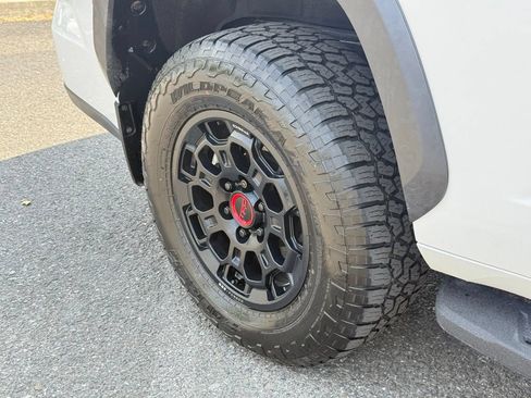 Used 2026 Toyota Sequoia TRD Pro AWD/4WD image 9