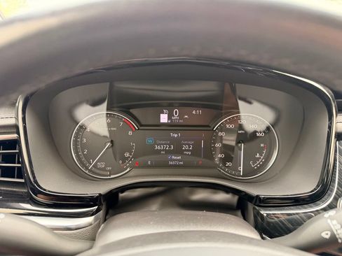 Used 2023 Cadillac XT6 Premium Luxury FWD image 24