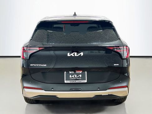 New 2026 Kia Sportage LX image 6