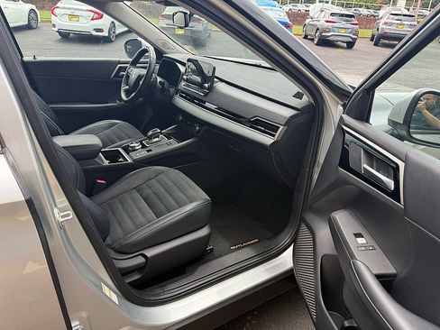 Used 2024 Mitsubishi Outlander SE AWD/4WD image 19