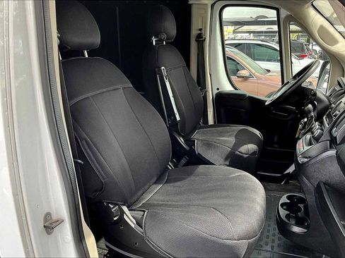 Used 2019 RAM ProMaster 2500 image 8