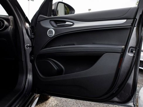 New 2025 Alfa Romeo Stelvio Sprint image 37