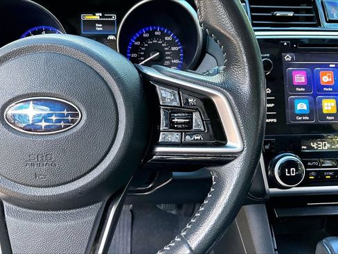 Used 2018 Subaru Outback 2.5i Limited AWD/4WD image 11