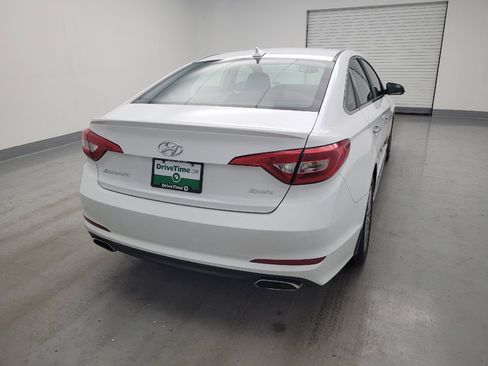 Used 2016 Hyundai Sonata Sport w/ Option Group 02 FWD image 7