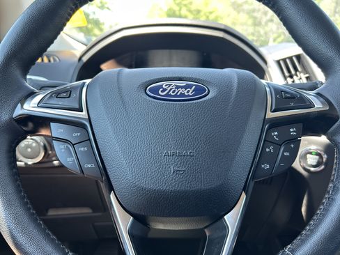 Used 2024 Ford Edge SEL w/ Convenience Package AWD/4WD image 14