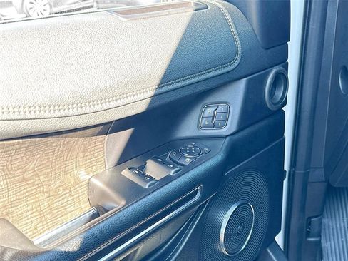 Used 2021 Ford Expedition Limited image 14