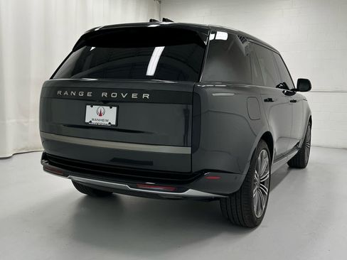 Used 2026 Land Rover Range Rover Long Wheelbase SE AWD/4WD image 6