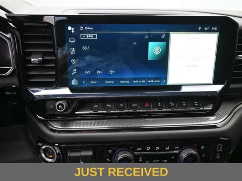 Used 2022 Chevrolet Silverado 1500 ZR2 AWD/4WD image 11