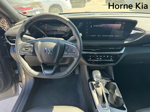 Used 2025 Buick Envista Avenir FWD image 15