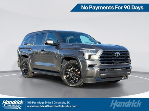 Used 2025 Toyota Sequoia SR5 image 1