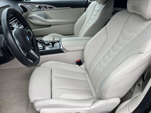 Used 2022 BMW 840i Convertible w/ Comfort Seating Package image 14