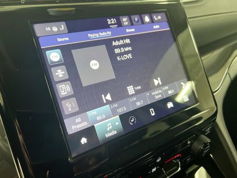 Used 2022 Jeep Grand Cherokee L Laredo w/ Luxury Tech Group I AWD/4WD image 13