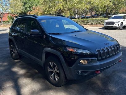 Used 2016 Jeep Cherokee Trailhawk w/ Comfort/Convenience Group