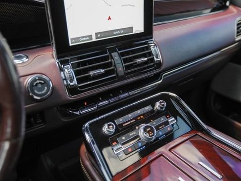 Used 2020 Lincoln Navigator L Black Label AWD/4WD image 33