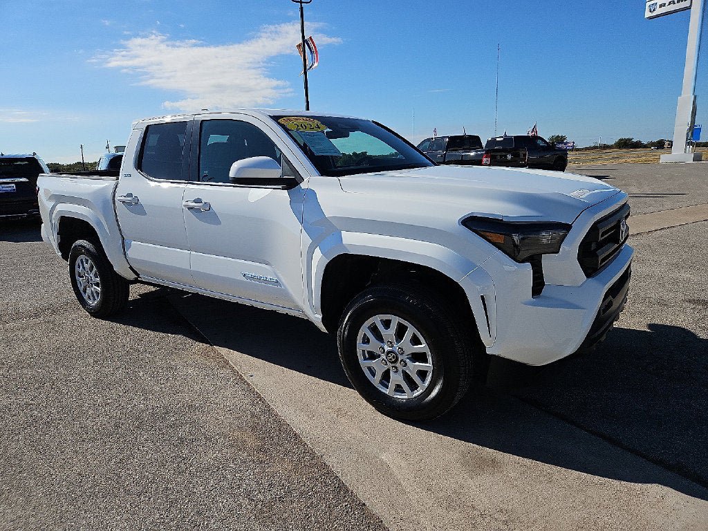 Used 2024 Toyota Tacoma SR5 RWD image 10