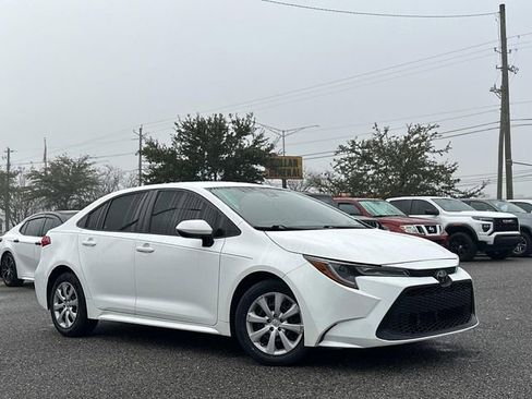 Used 2020 Toyota Corolla LE image 8