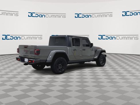 Used 2023 Jeep Gladiator Mojave w/ LED Lighting Group AWD/4WD image 9
