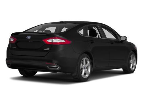 Used 2014 Ford Fusion SE FWD image 2