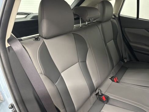 Used 2022 Subaru Crosstrek 2.5i Sport w/ Moonroof Package image 21